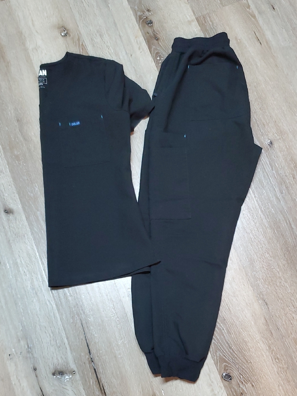Dolan Black Casual Jogger Scrub Set